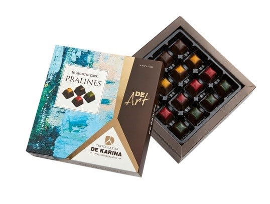 מארז ארבעה סוגי שוקולד - מריר, קפה, לוז ושקדים - 16 יחידות | DE Art Dark